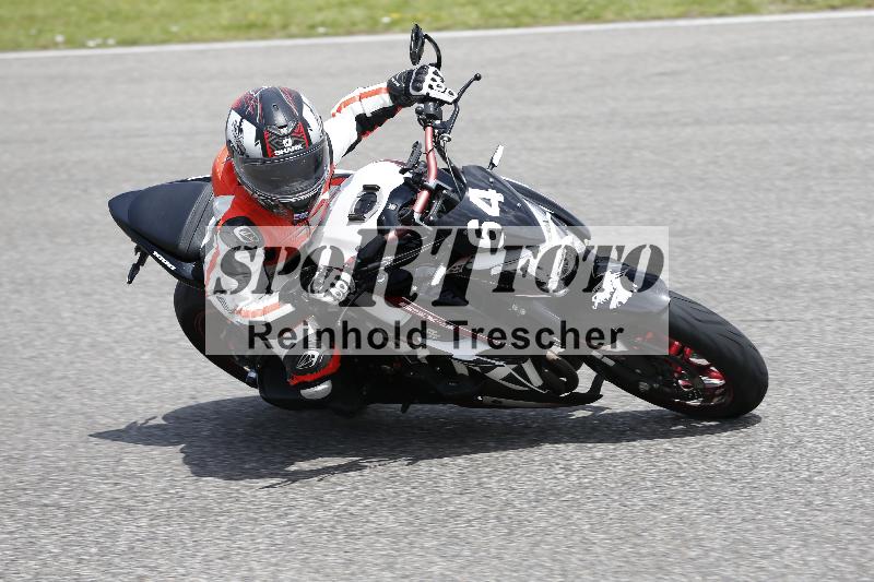 /Archiv-2024/29 12.06.2024 MOTO.CH Track Day ADR/Gruppe blau/64